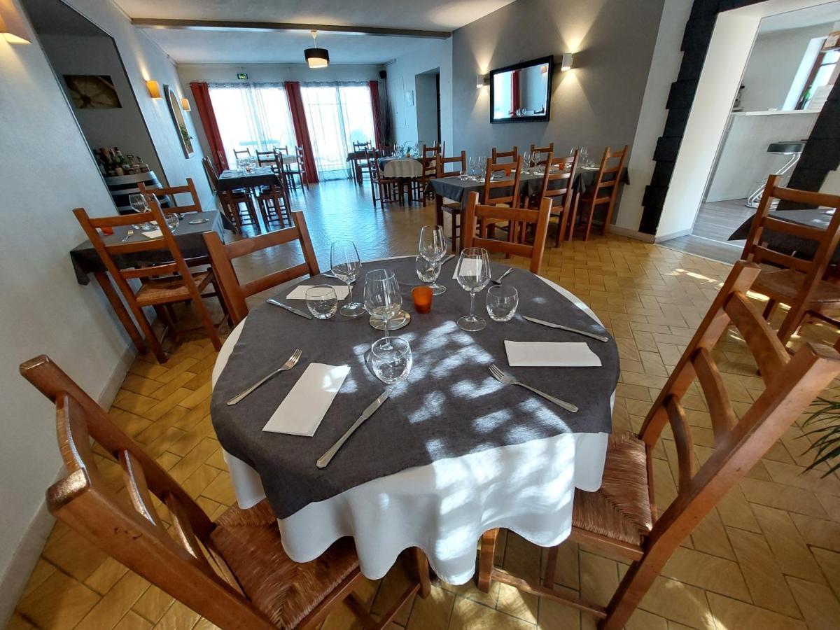 L'Accent - Hotel 2 Etoiles Et Restaurant - Logis Hotels Astaffort Buitenkant foto